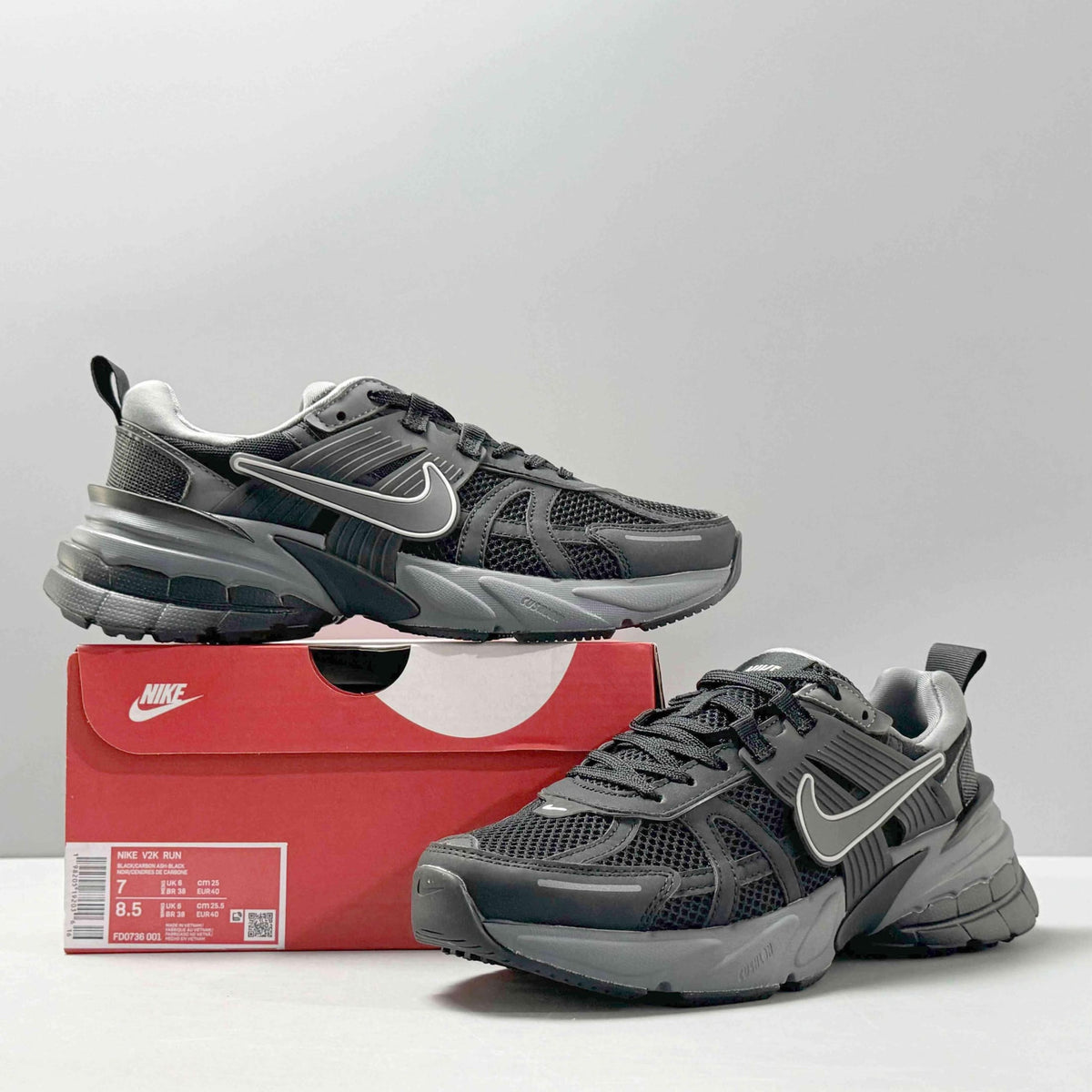 Nike V2K Run 'Black Dark Smoke Grey' | Banlieue91