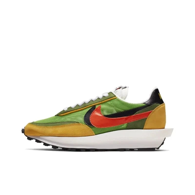 Nike X Sacai LDWaffle 'Green Gusto' | Banlieue91