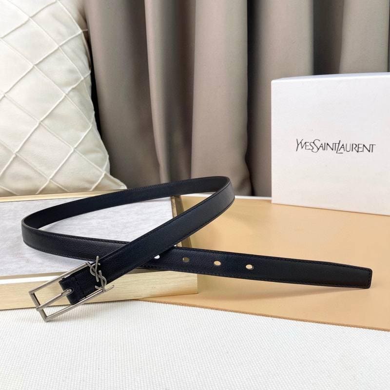 Saint Laurent Classic Monogram Square Buckle Belt Embossed Leather | Banlieue91