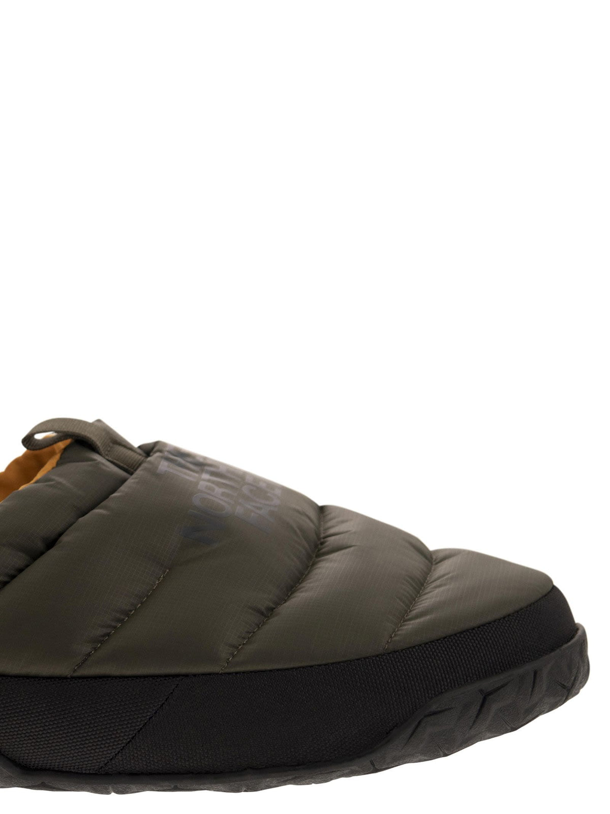 The North Face Nuptse Winter Slippers | Banlieue91