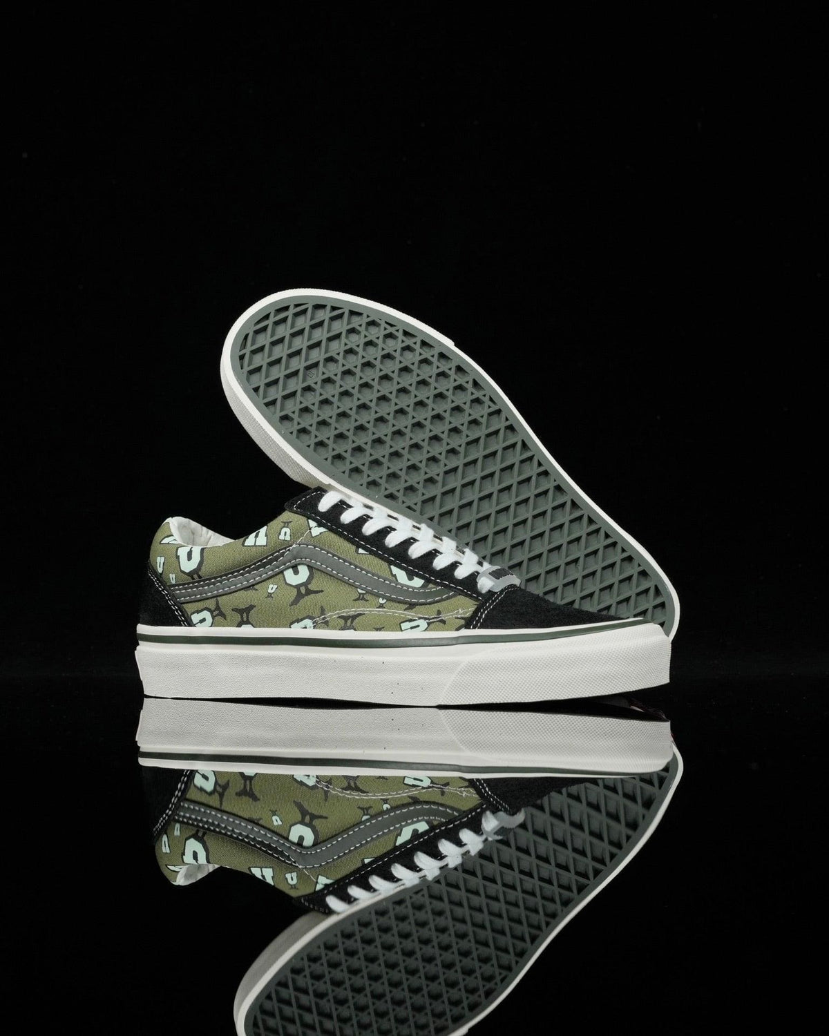 UNDEFEATED x Vans U-Man 'Green/Black/White' | Banlieue91