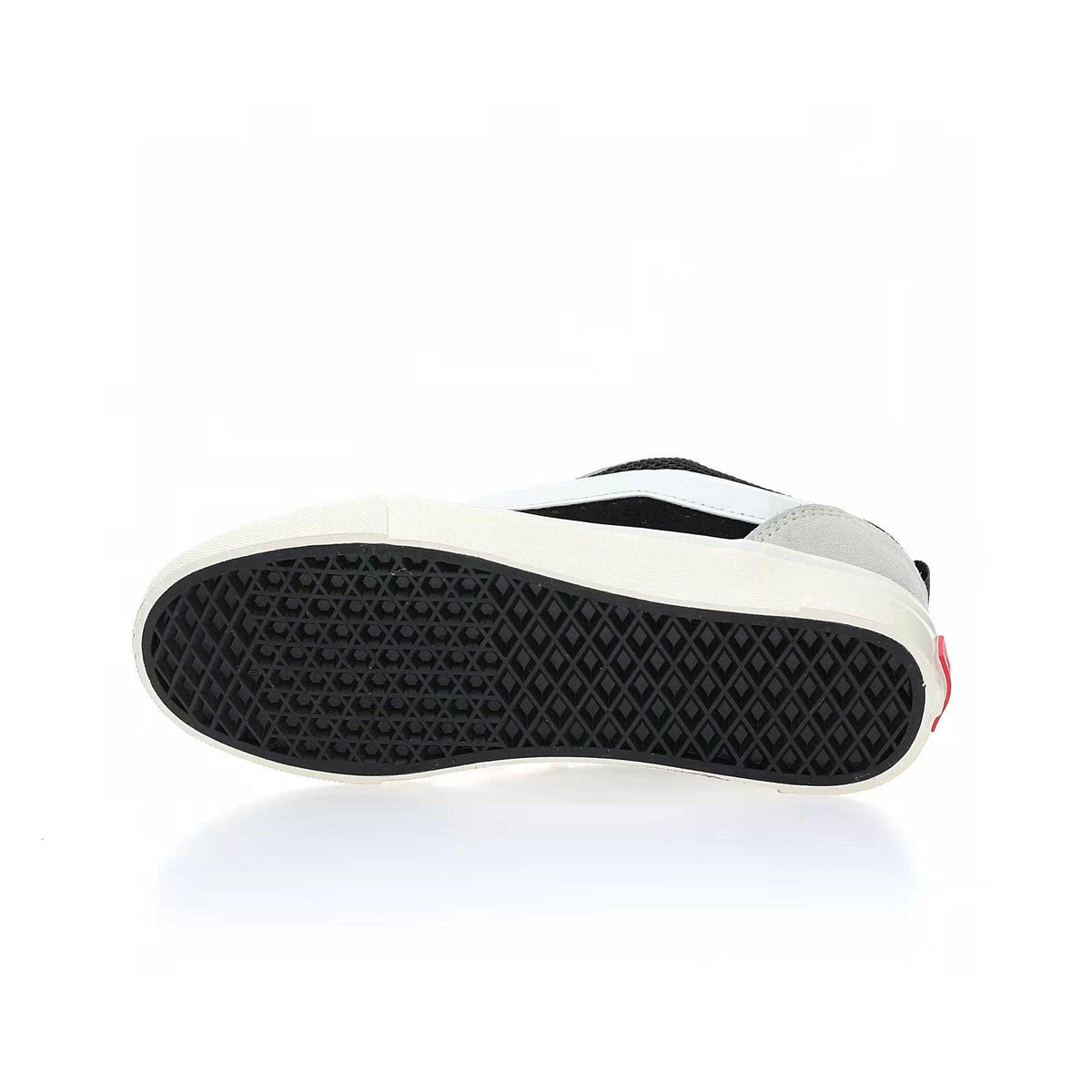 Vans Vault Knu-Skool VR3 LX 'Devils Details White' | Banlieue91