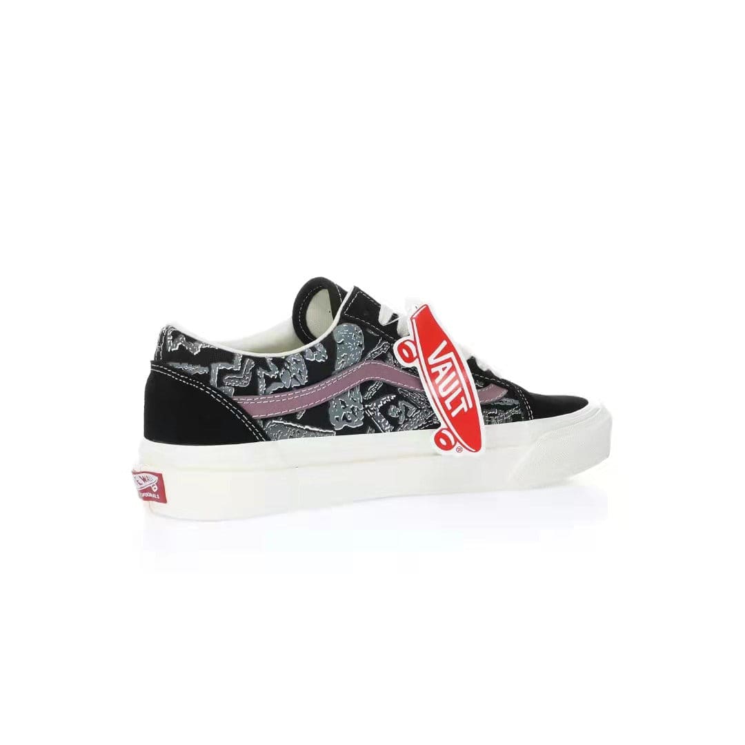 Vans Vault OG Old Skool LX "Black/Pink/Graffiti" | Banlieue91
