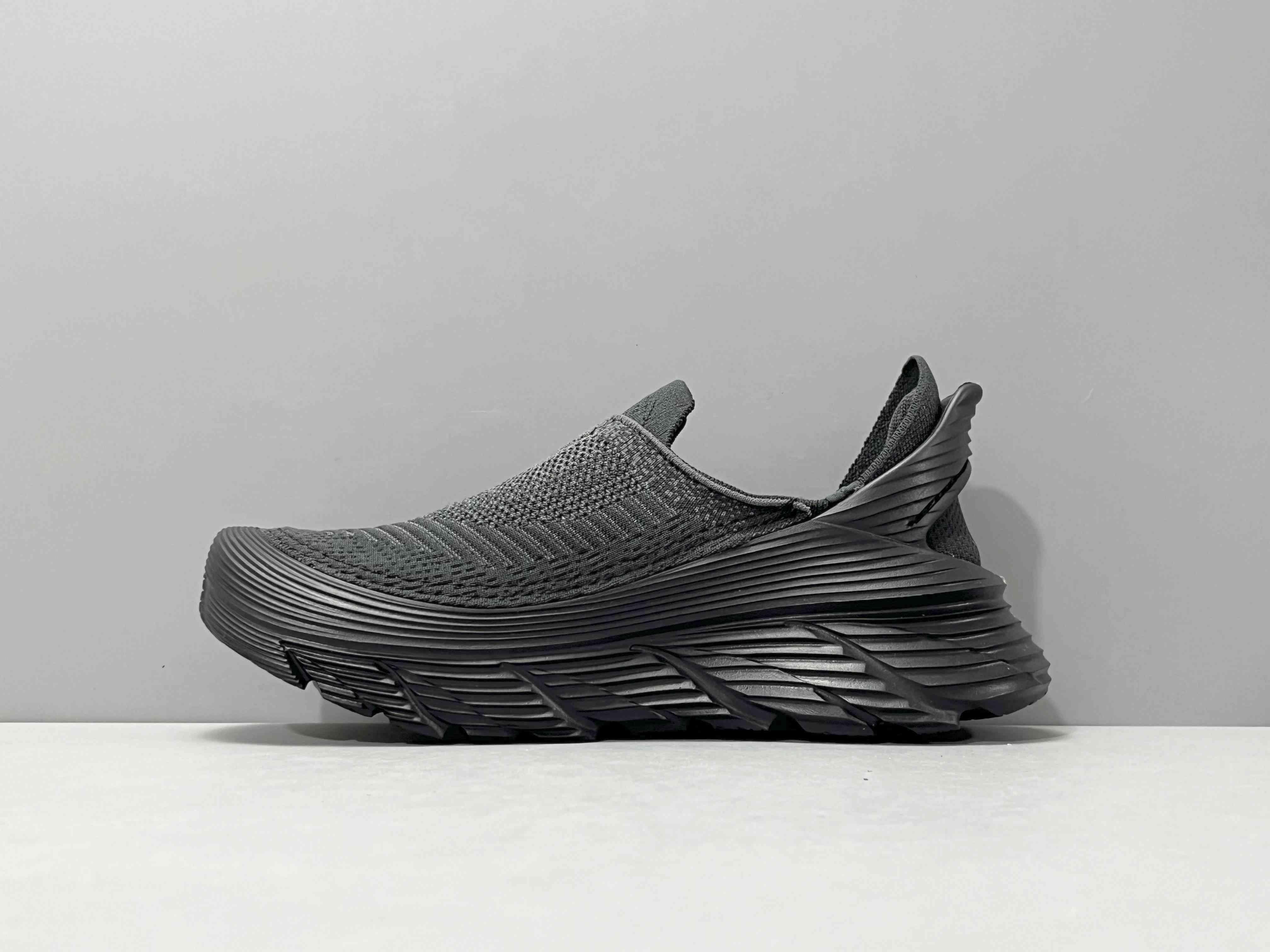 Hoka Restore TC 'Black' - Banlieue91