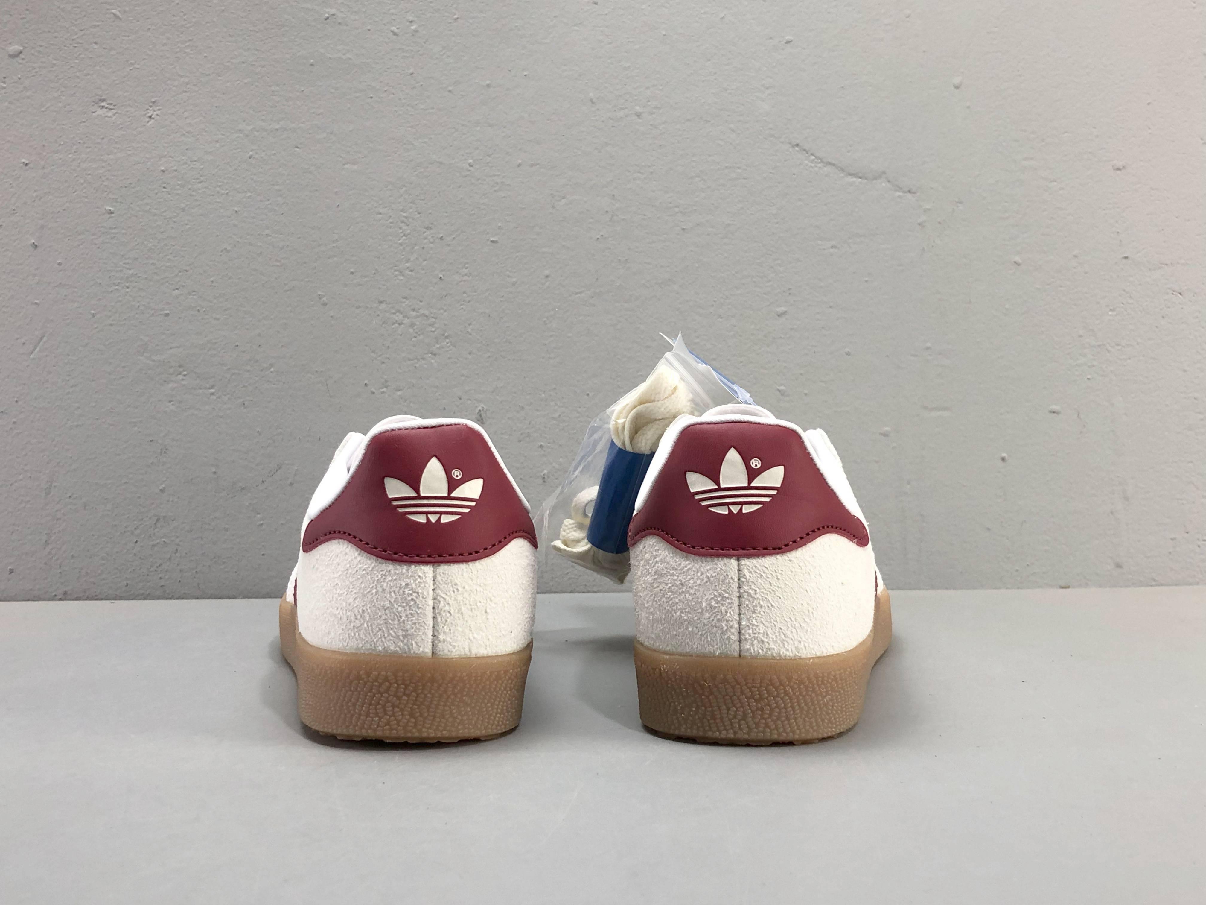 Adidas Originals Gazelle Indoor 'Aluminum Collegiate Burgundy' - Banlieue91