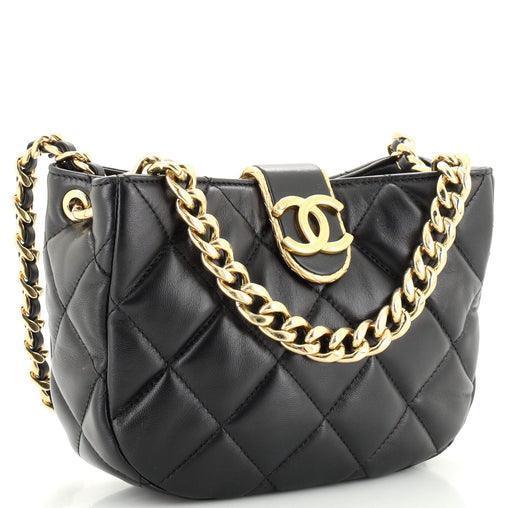 Chanel CC Chain Hobo Quilted Lambskin Small - Banlieue91