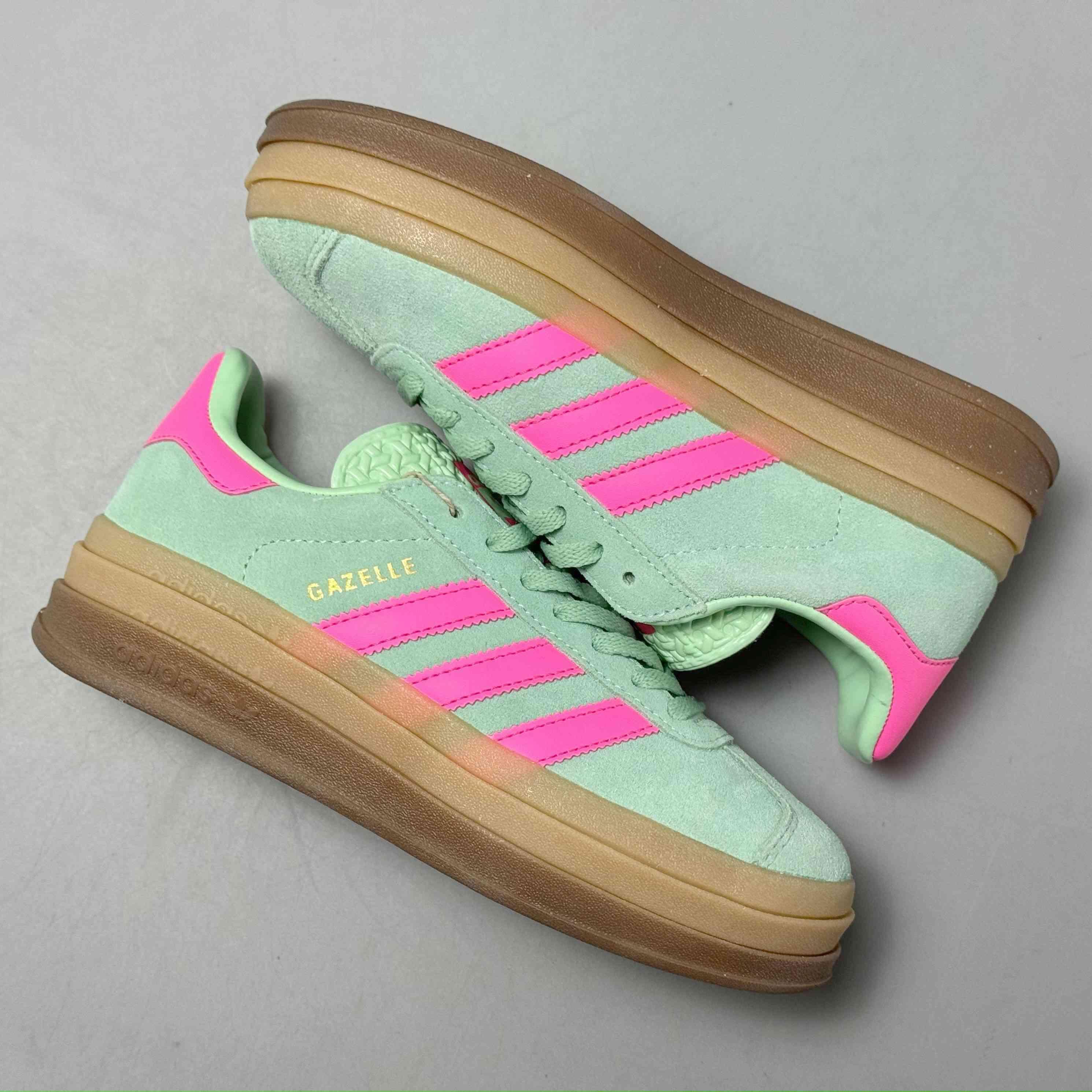 Adidas Originals Gazelle Bold 'Pulse Mint Screaming Pink' - Banlieue91