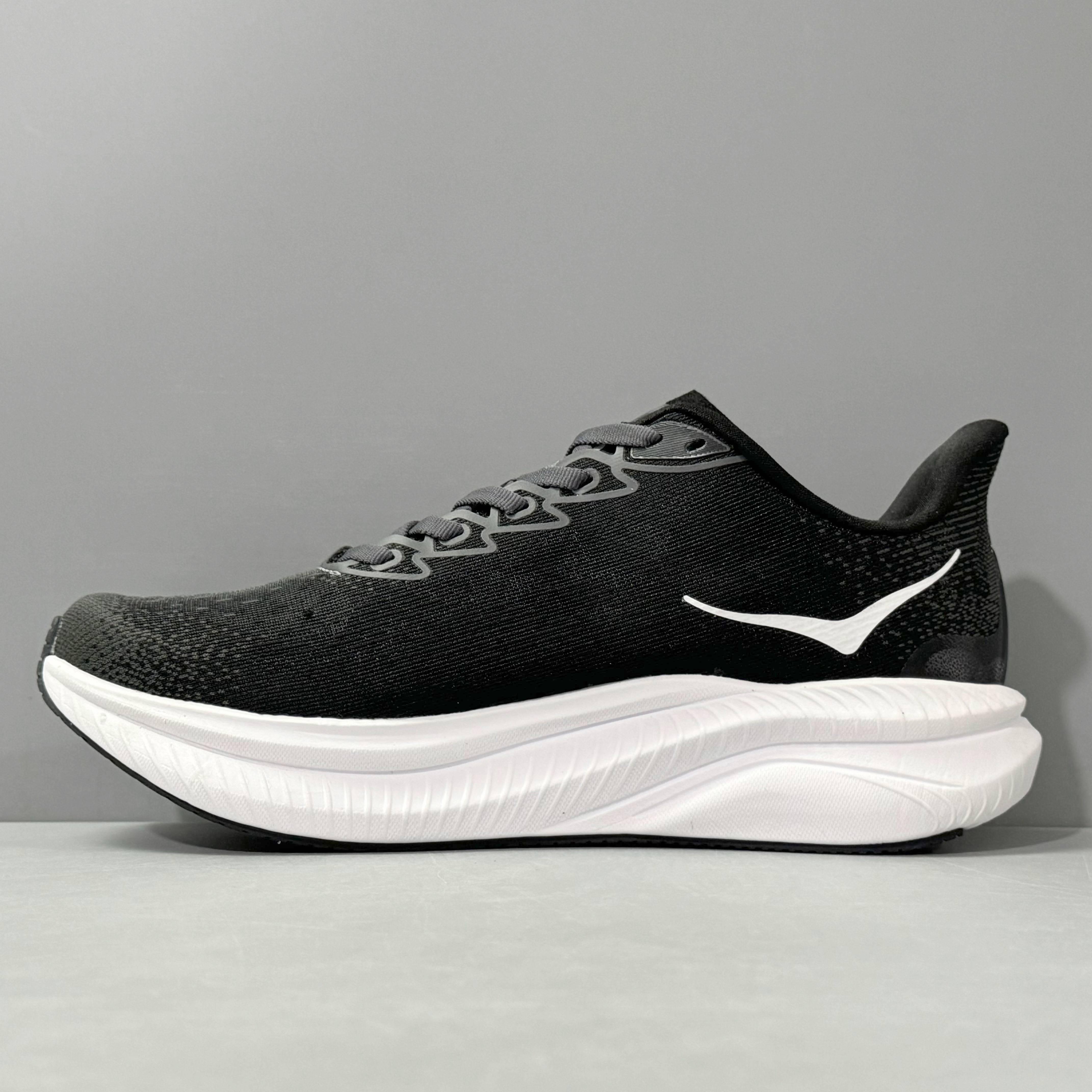 HOKA ONE ONE Mach 6 Wide 'Black White' - Banlieue91