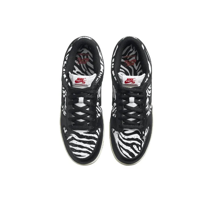 Nike SB Dunk Low OG QS Quartersnacks Zebra