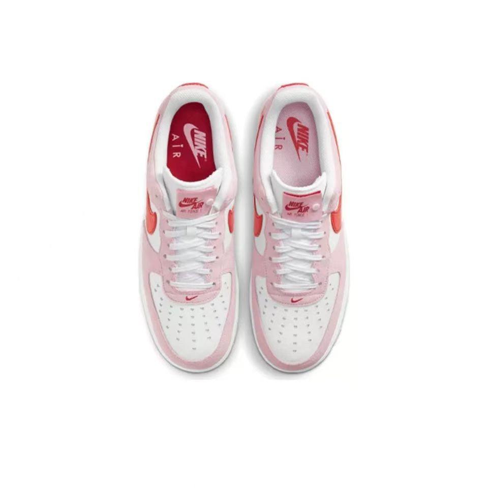 Nike Air Force 1 'Valentine Day' - Banlieue91