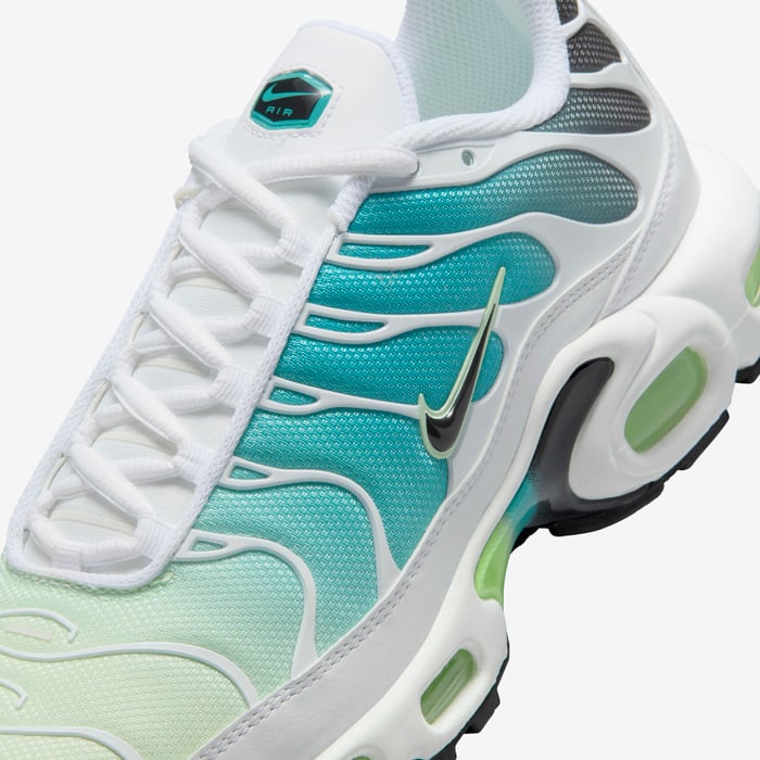 Nike Air Max Plus 'Dusty Cactus Barely Volt' - Banlieue91