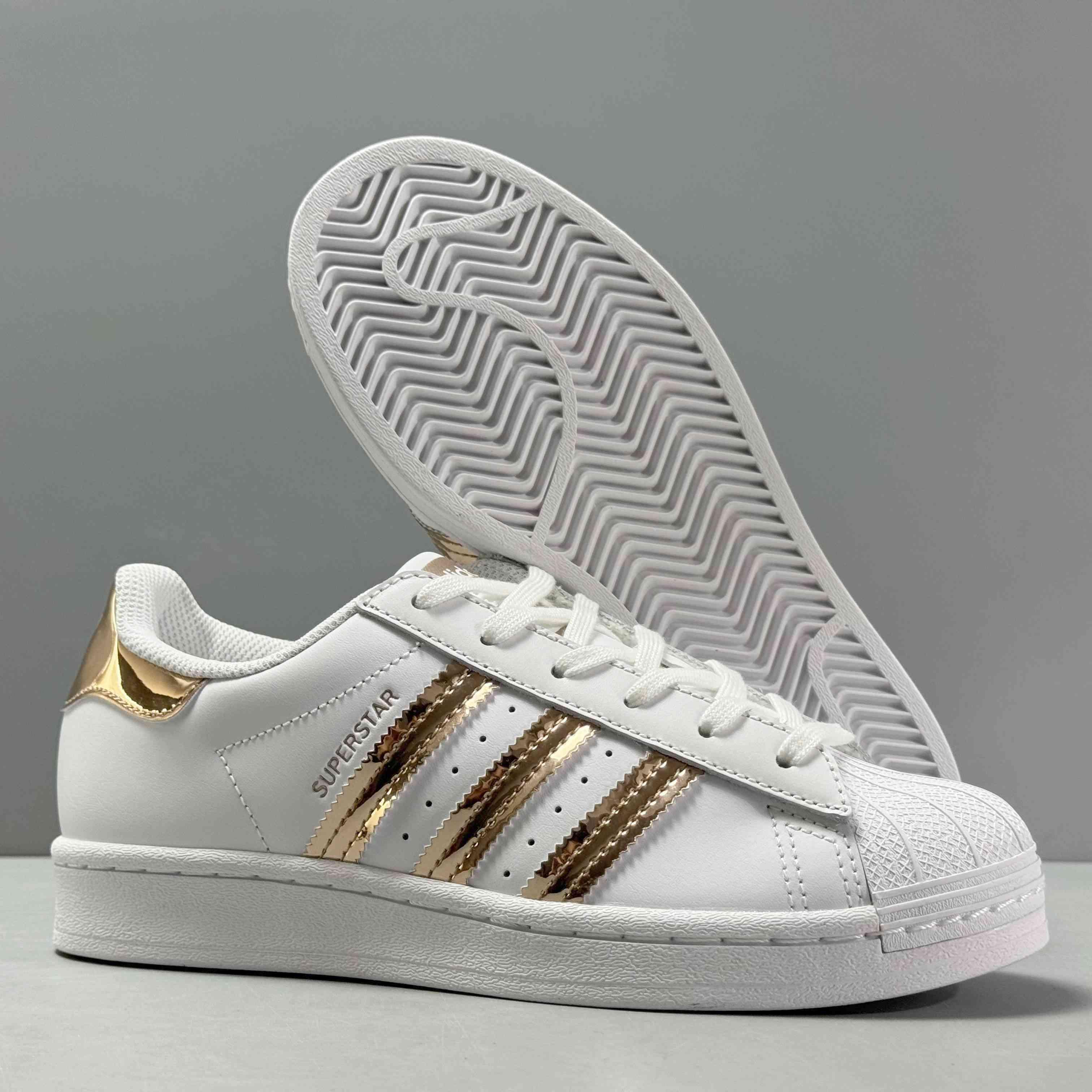 Adidas Superstar 'Pink Gold' - Banlieue91