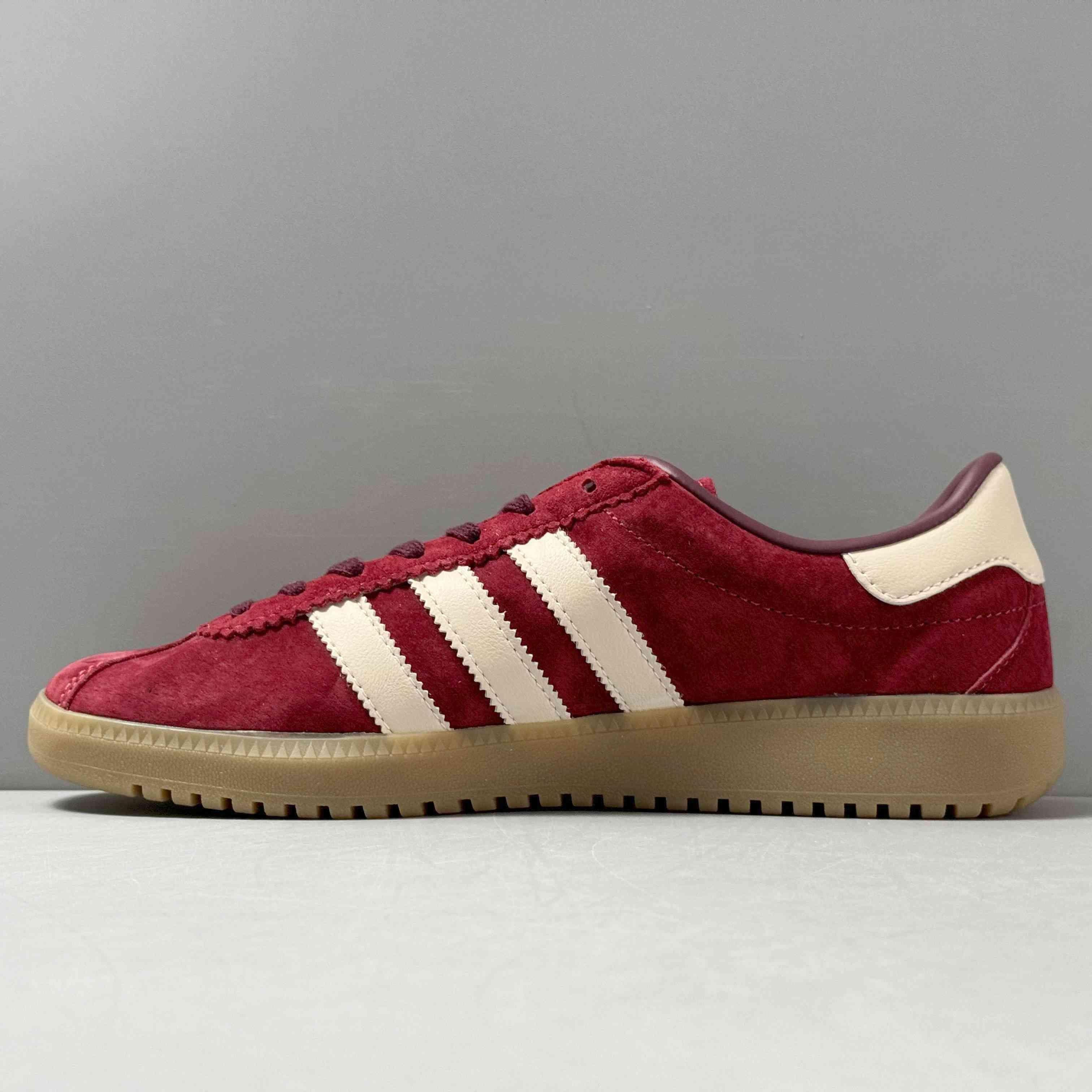 Adidas Originals Bermuda 'Collegiate Burgundy' - Banlieue91