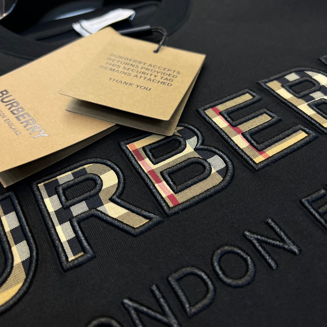 Burberry T-Shirt Without Collar 'Black & Beige' - Banlieue91