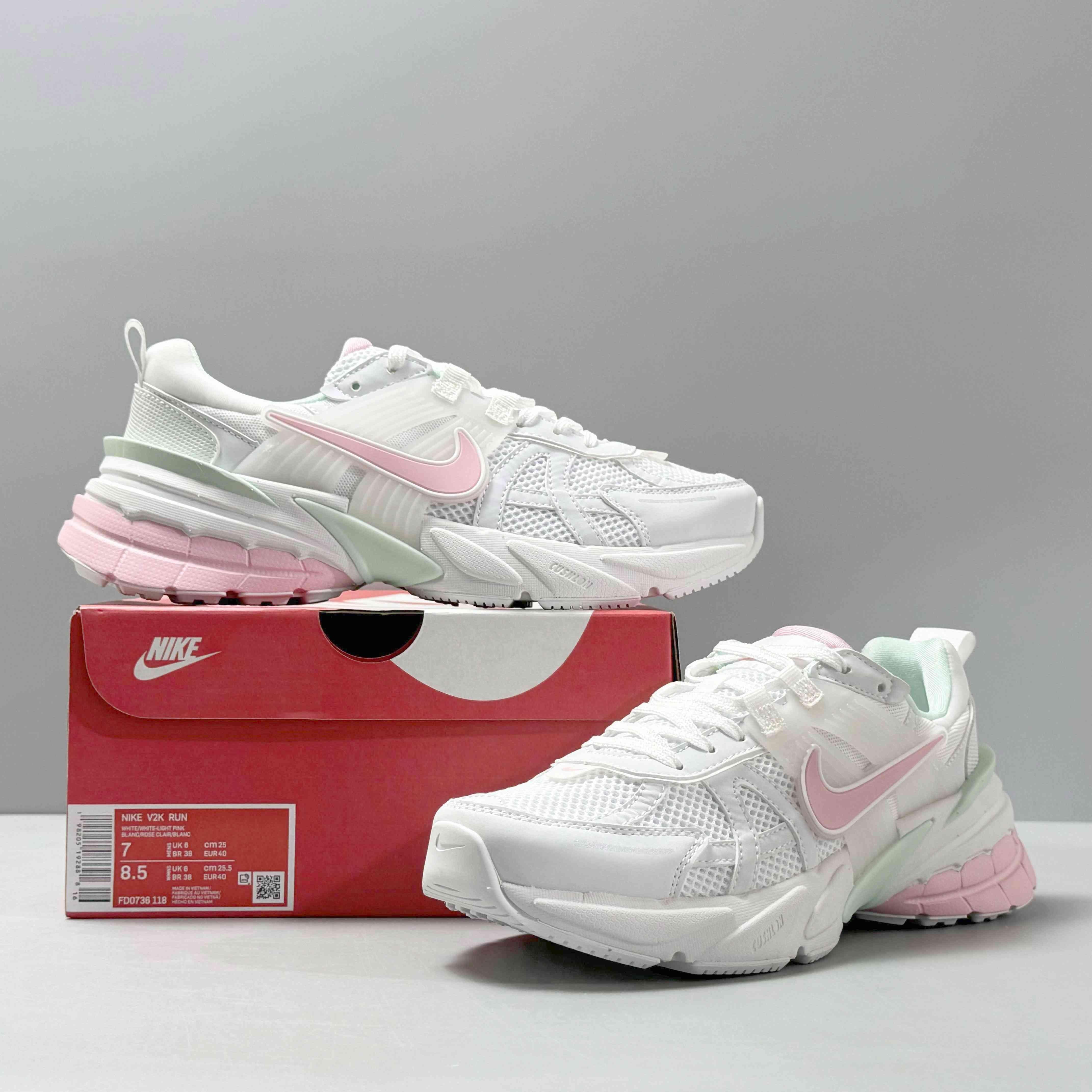 Nike V2K Run 'Pink' - Banlieue91