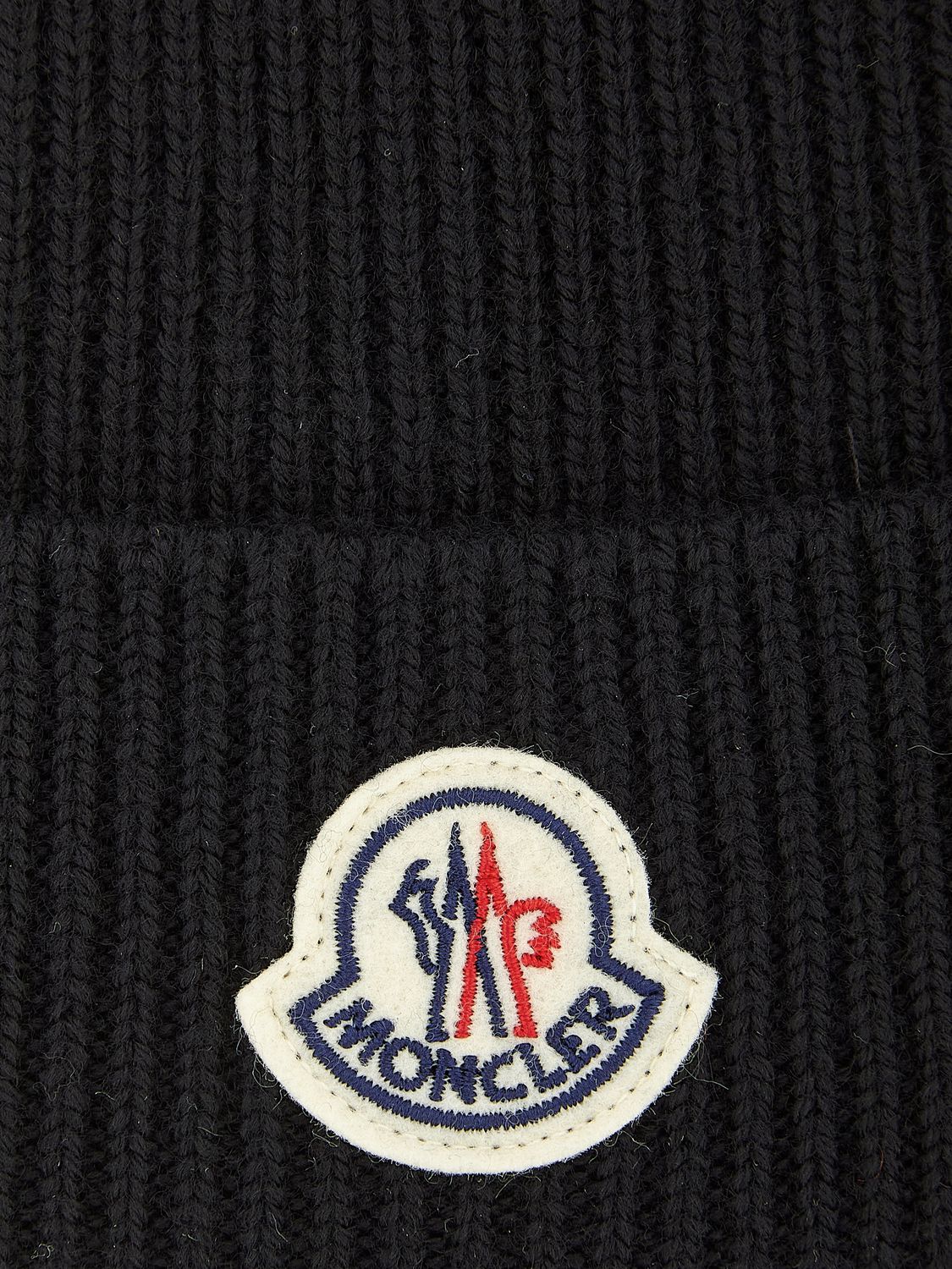 MONCLER Wool Beanie with Logo Patch - Fall/Winter 2025 - Banlieue91 -