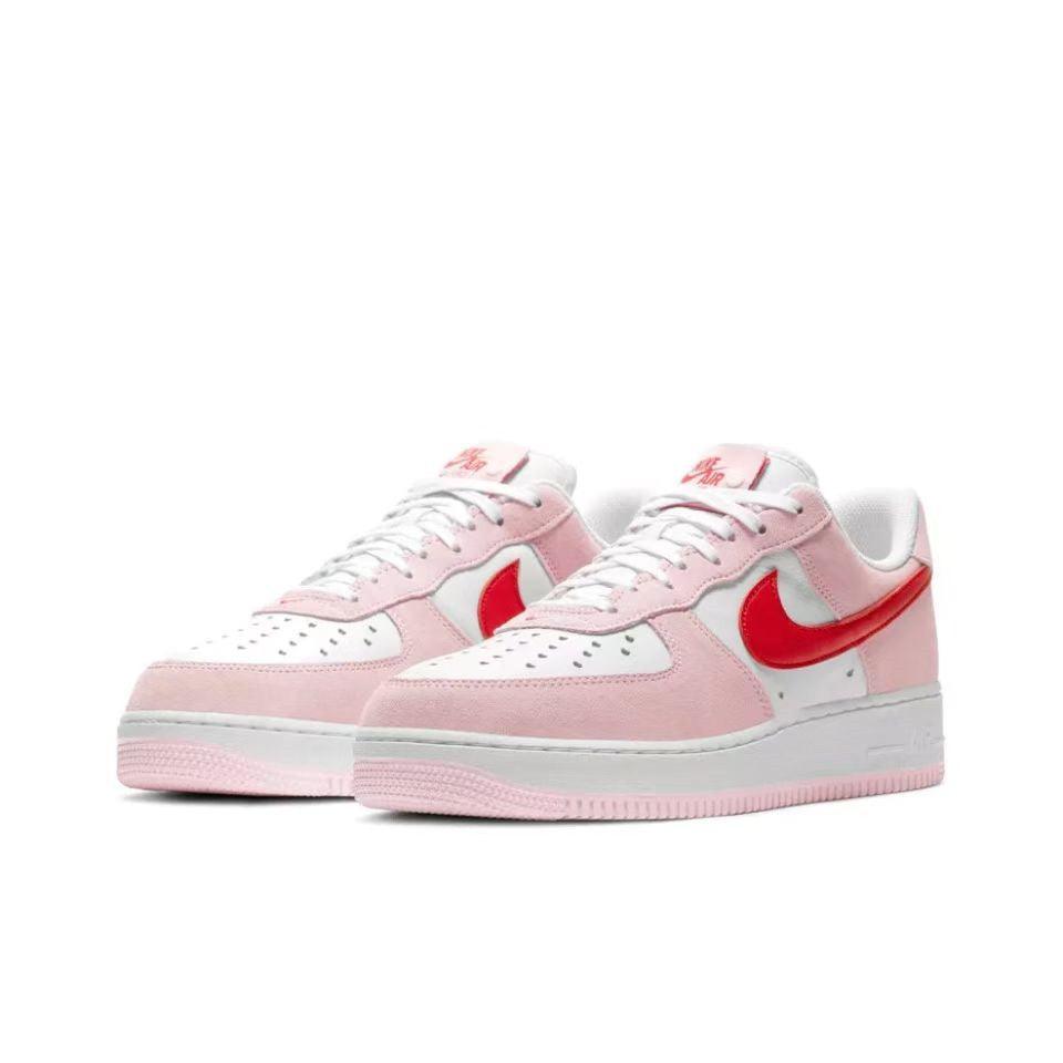 Nike Air Force 1 'Valentine Day' - Banlieue91