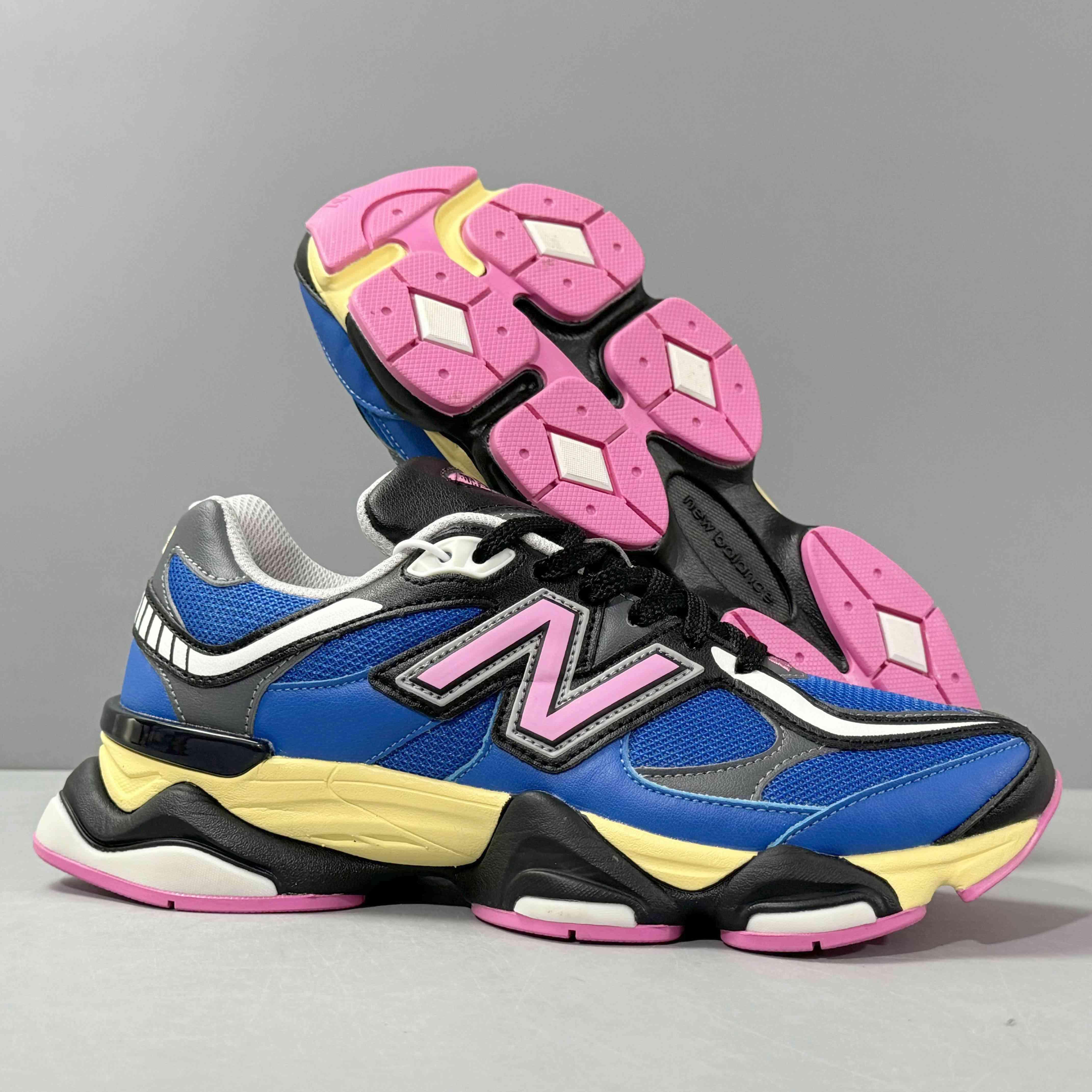 New Balance 9060 'Blue Oasis Real Pink' - Banlieue91