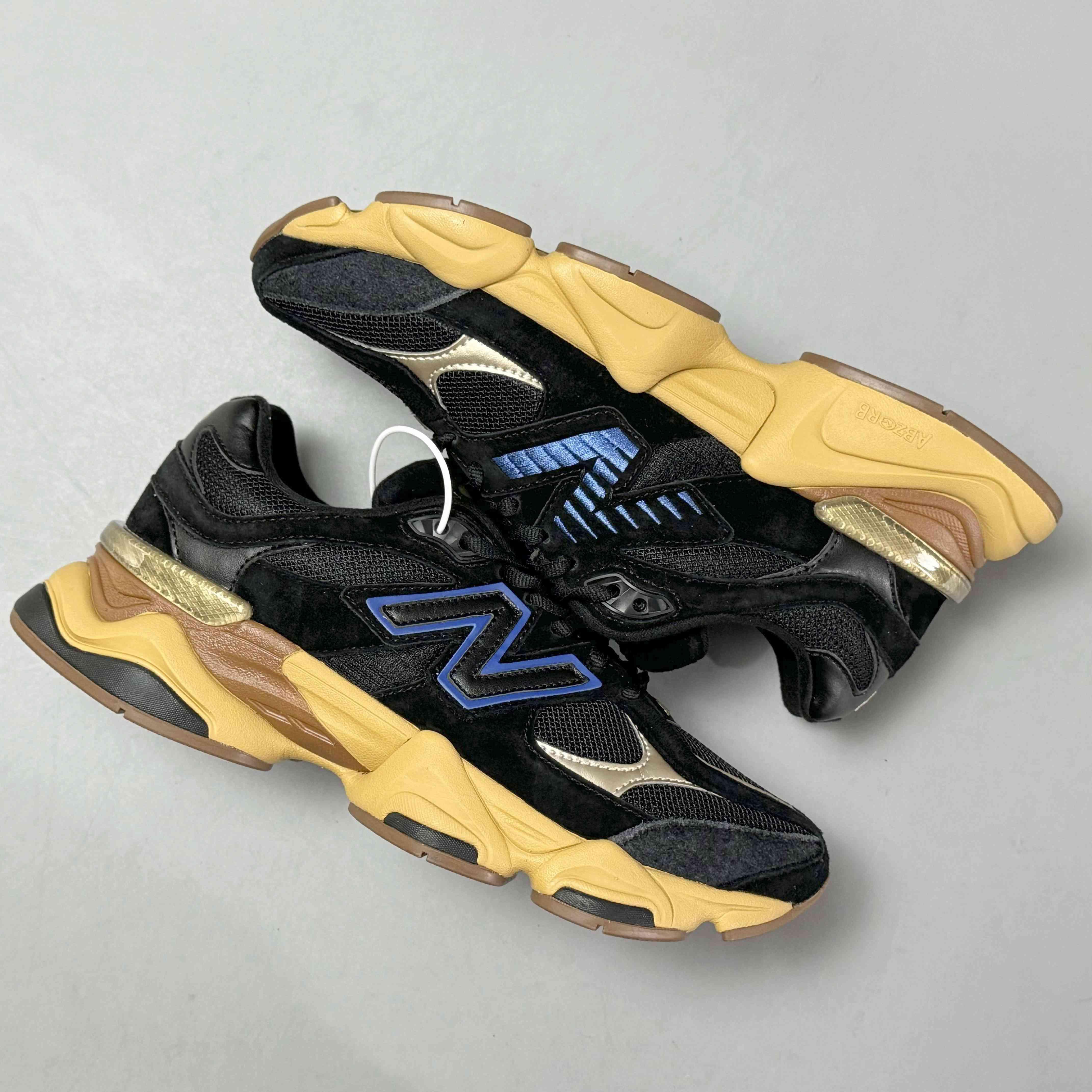 New Balance 9060 'Randomevent The Sweetness of Kin' - Banlieue91