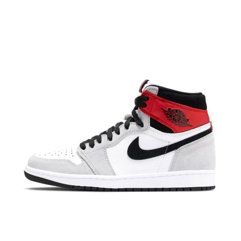 Air Jordan 1 Retro High 'Light Smoke Grey' - Banlieue91