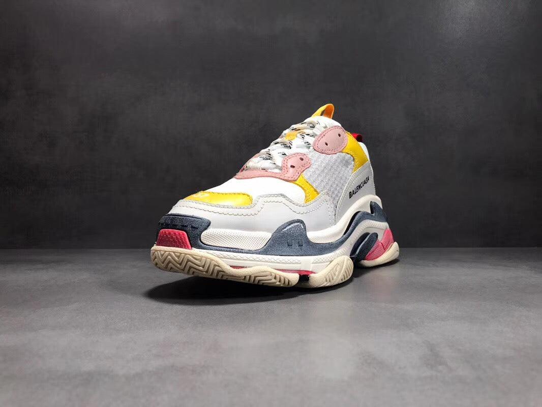 BALENCIAGA TRIPLE S SNEAKER - Banlieue91