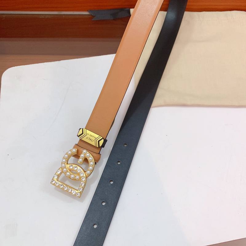 Dolce Gabbana Calfskin belt with bejeweled DG logo 'Brown' - Banlieue91