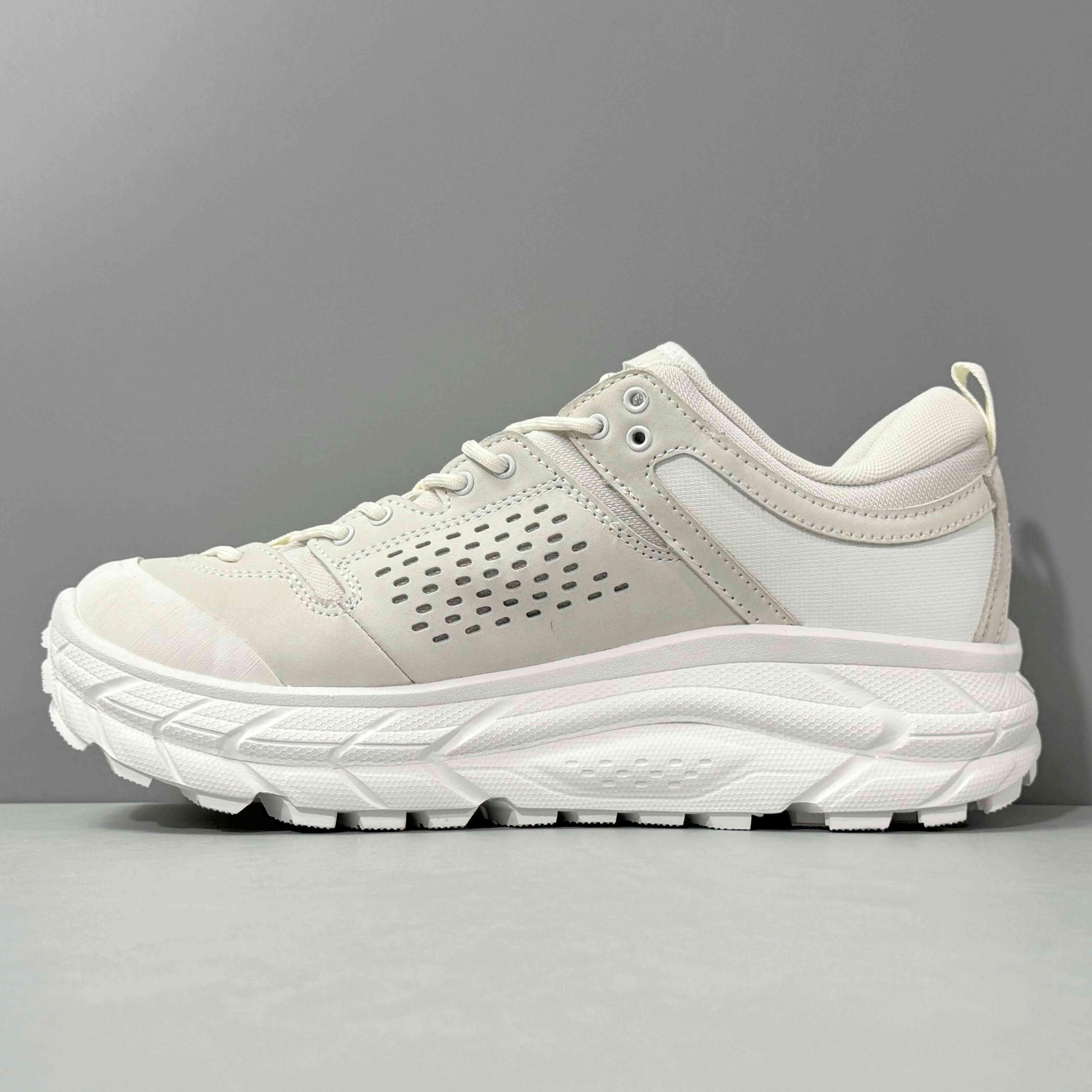 Hoka One One Tor Ultra Low 'White Nimbus Cloud' - Banlieue91