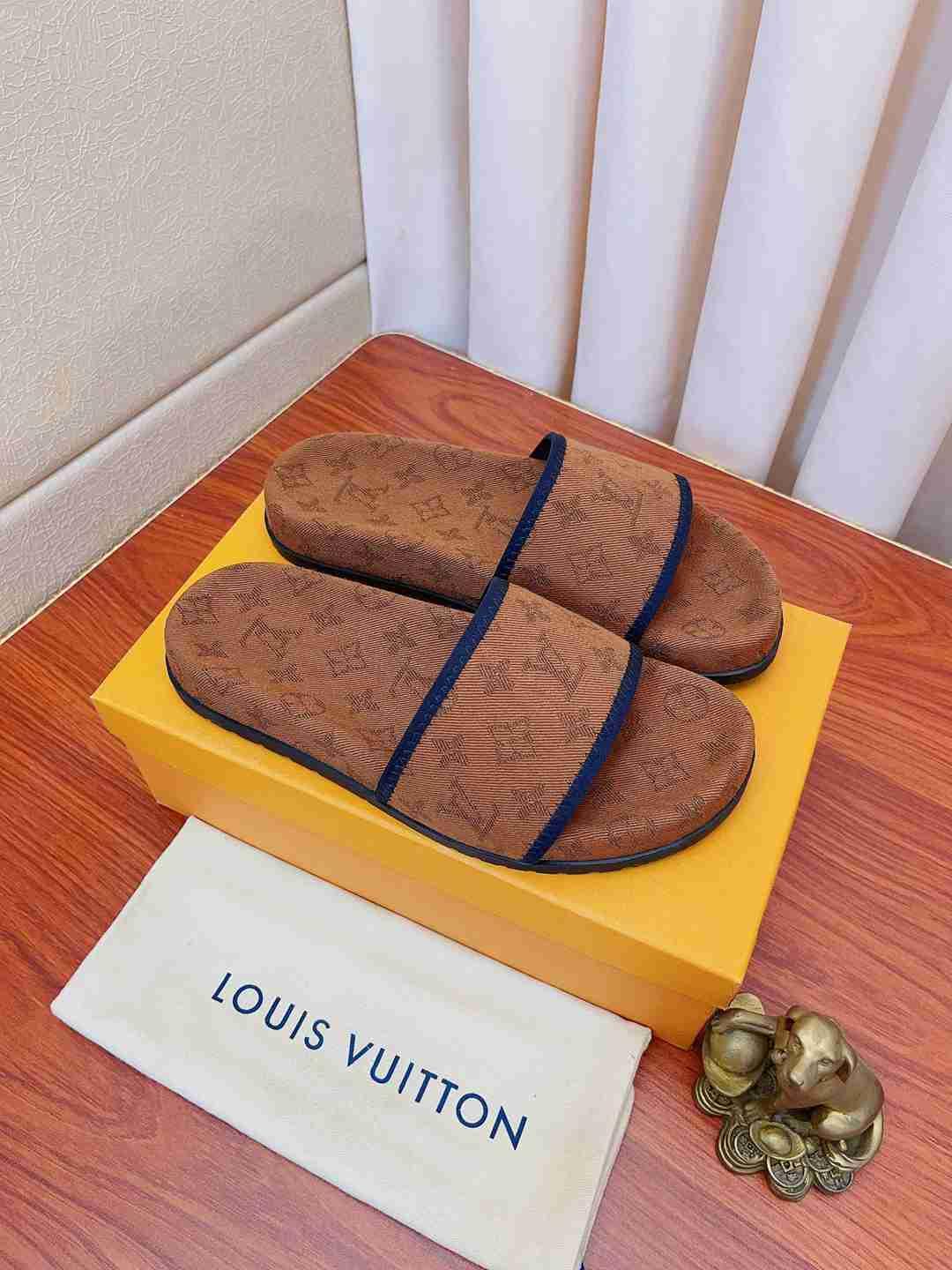 LV Sandals Brown Sandals