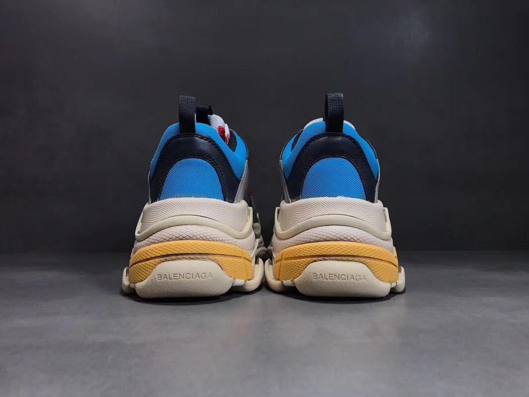 BALENCIAGA TRIPLE S SNEAKER - Banlieue91