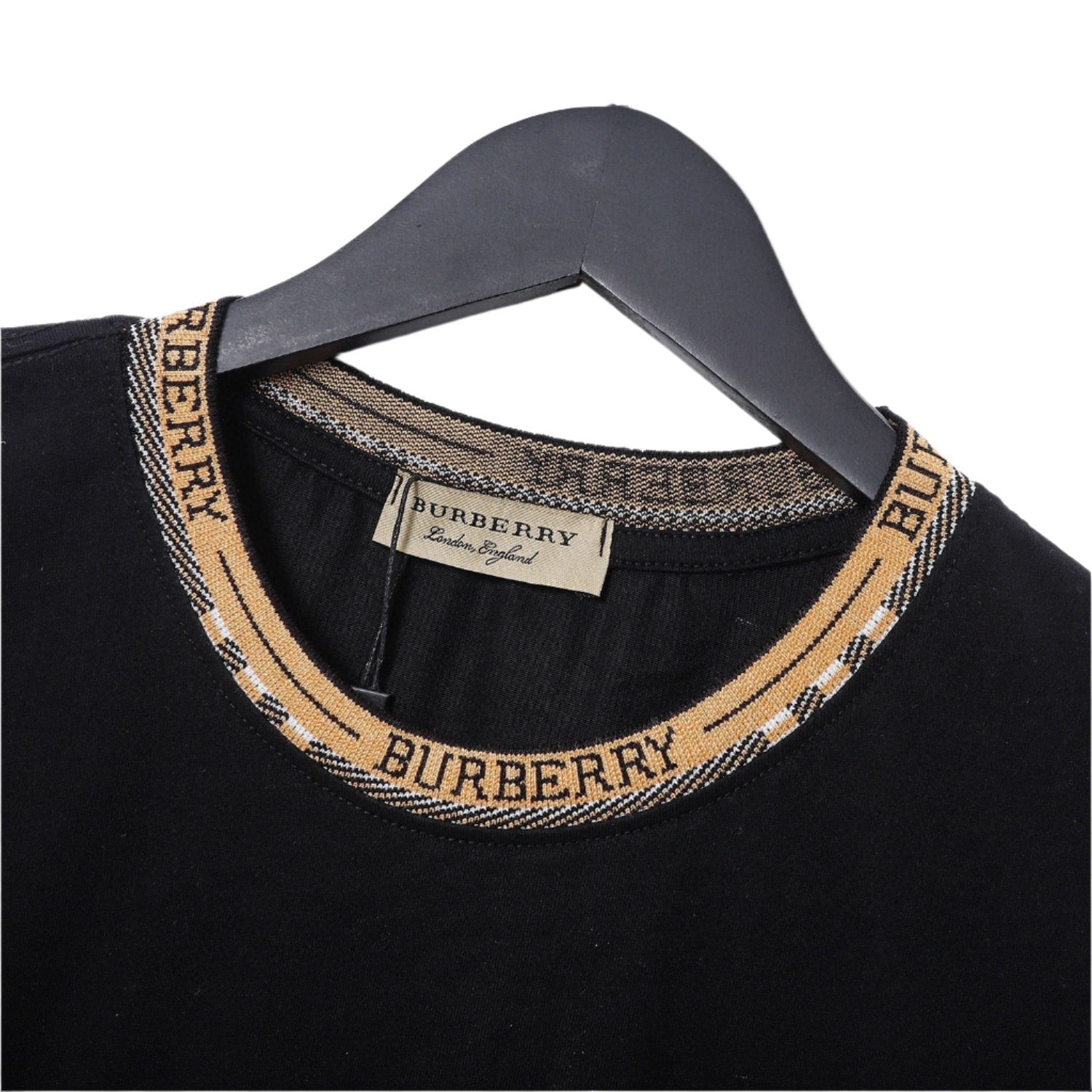 Burberry T-Shirt Without Collar 'Black & Beige' - Banlieue91