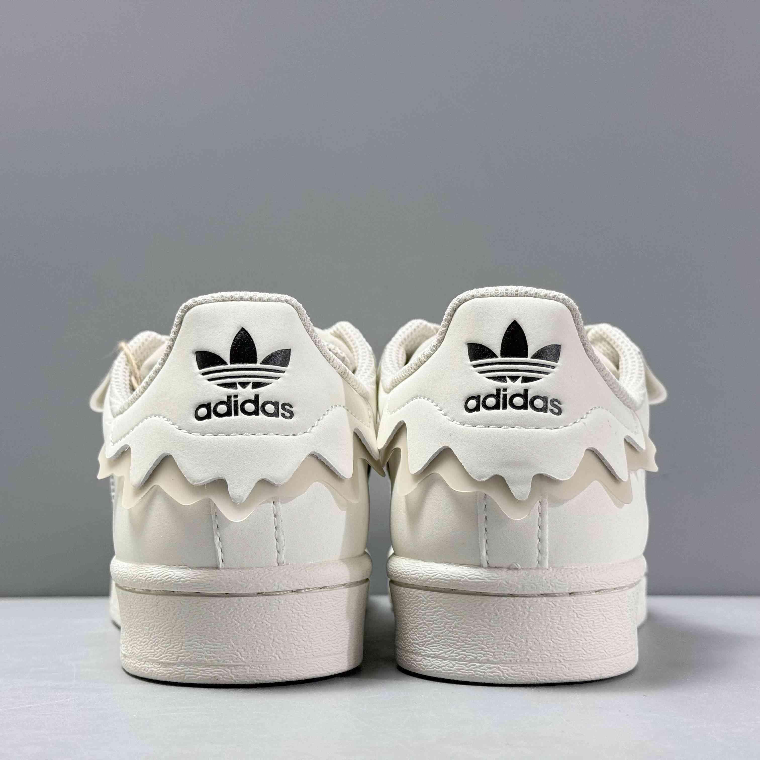 Adidas Superstar 'Light Brown' - Banlieue91