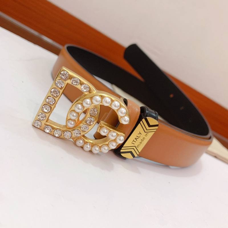 Dolce Gabbana Calfskin belt with bejeweled DG logo 'Brown' - Banlieue91