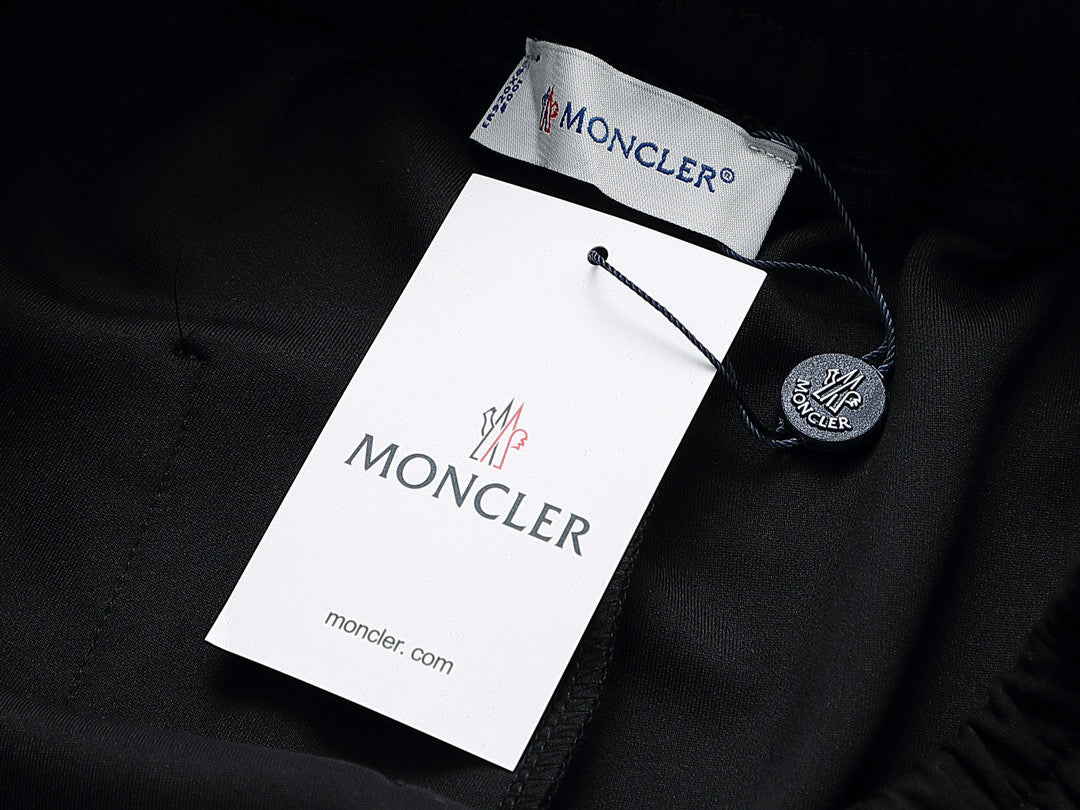 Moncler Long Pants 'Black' - Banlieue91