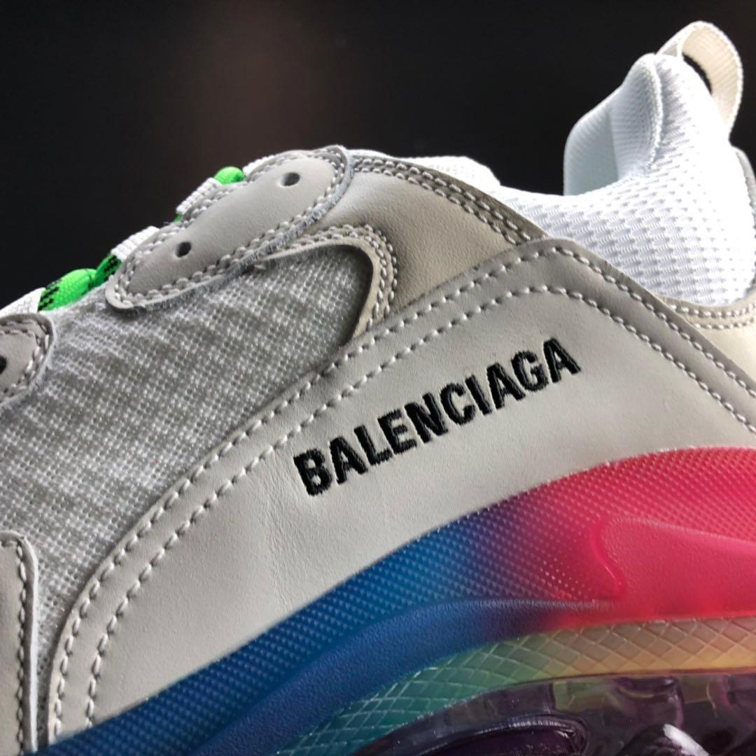 BALENCIAGA TRIPLE S SNEAKER - Banlieue91