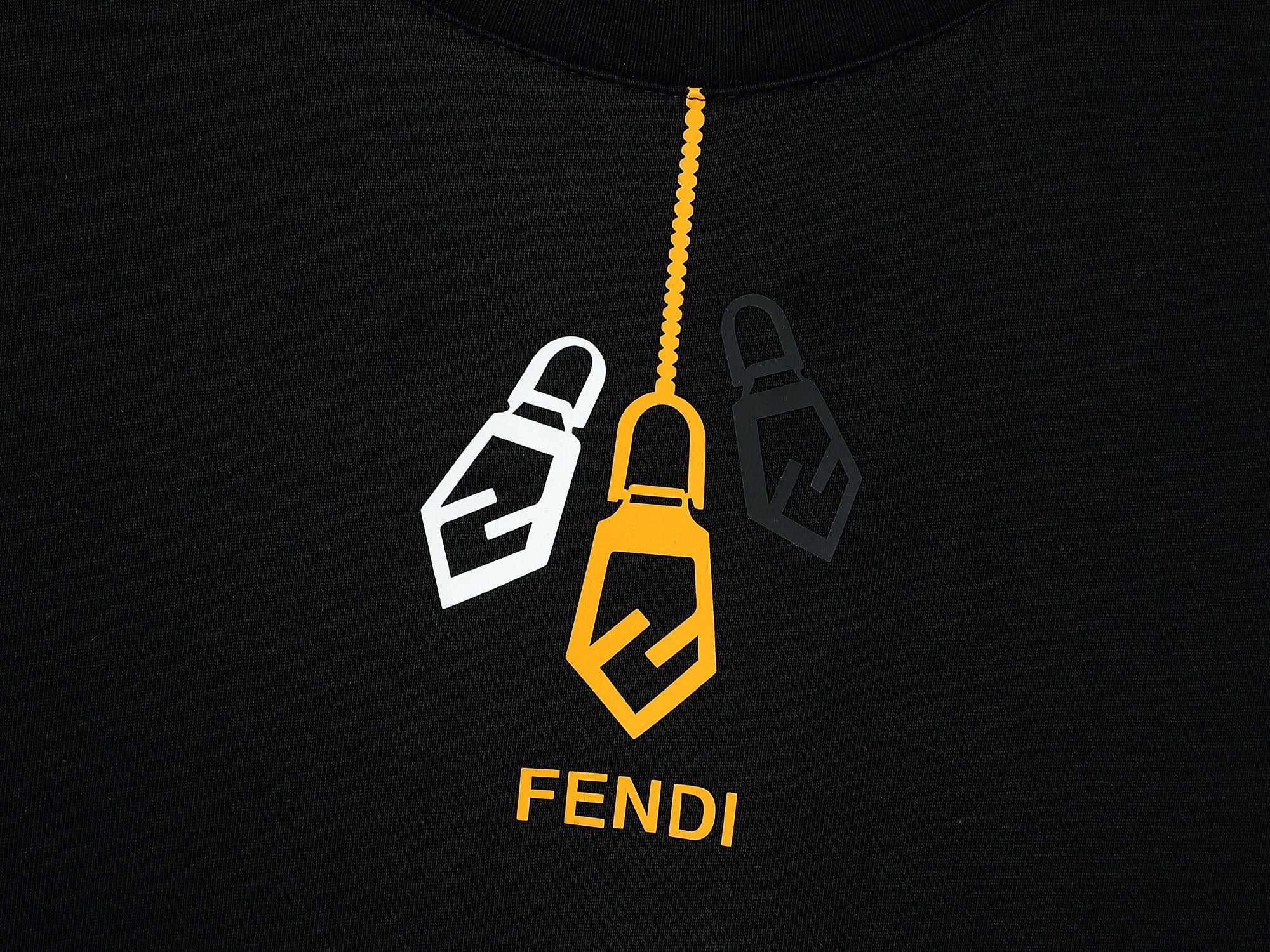 Fendi T-Shirt without Collar 'Black' - Banlieue91