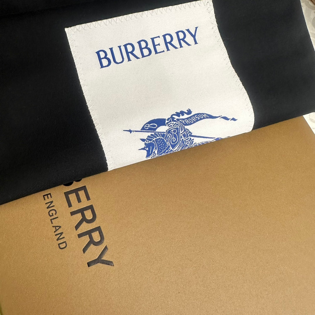 Burberry T-Shirt Without Collar 'Black' - Banlieue91