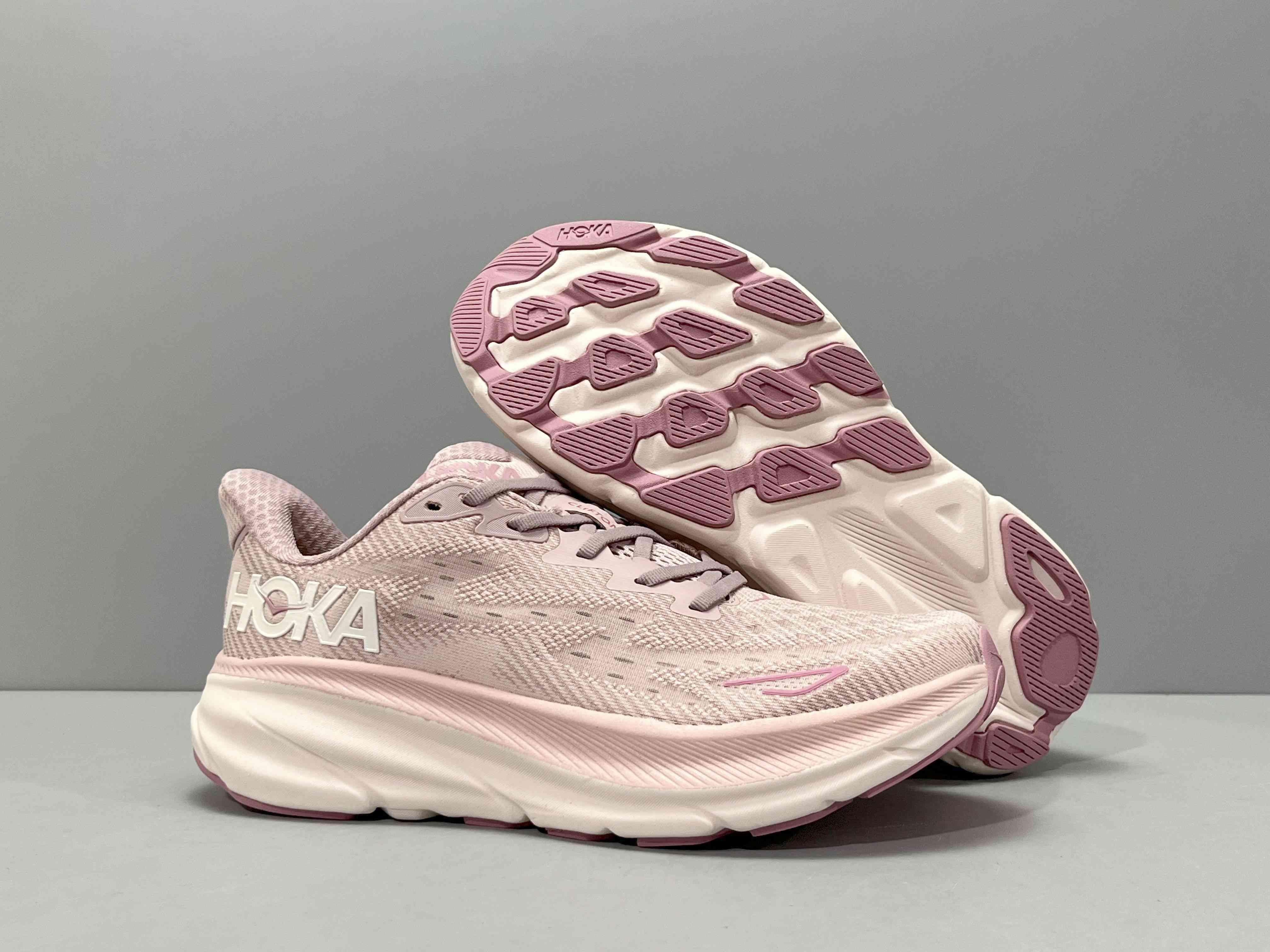 Hoka One One Clifton 9 'Peach Whip' - Banlieue91