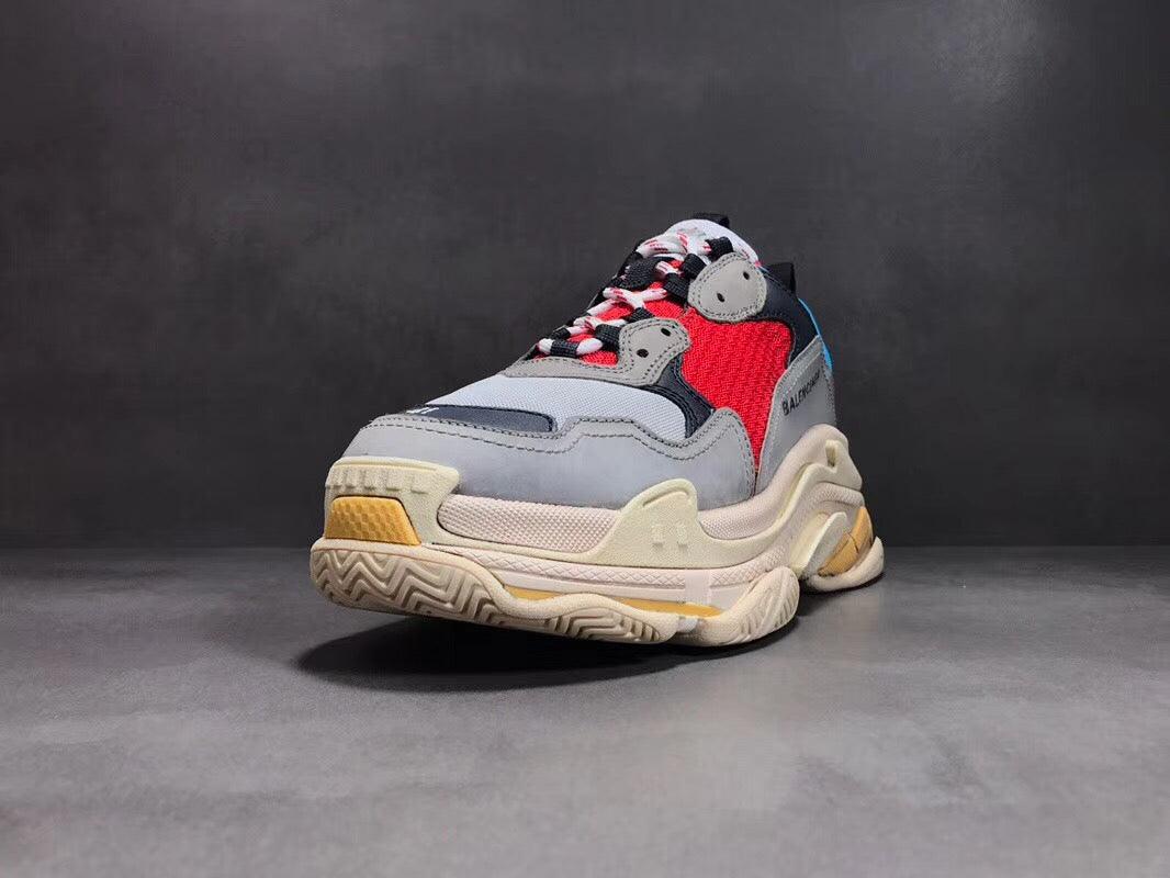 BALENCIAGA TRIPLE S SNEAKER - Banlieue91