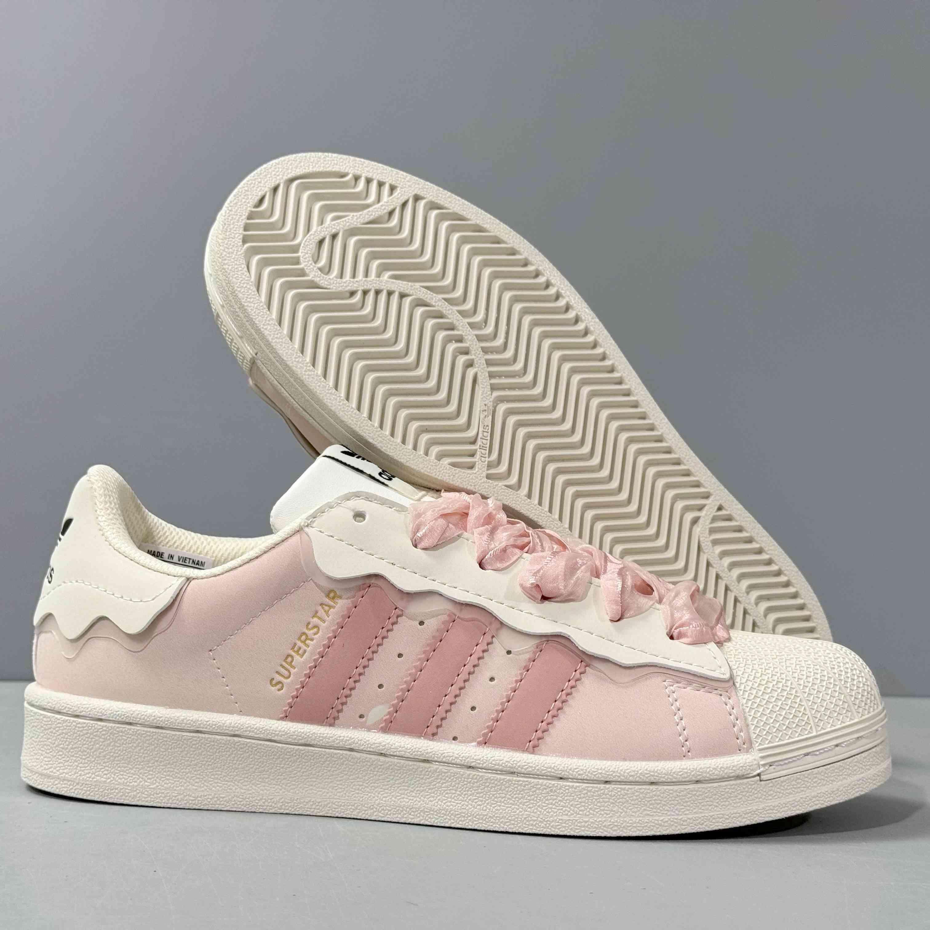 Adidas Superstar 'Pink' - Banlieue91