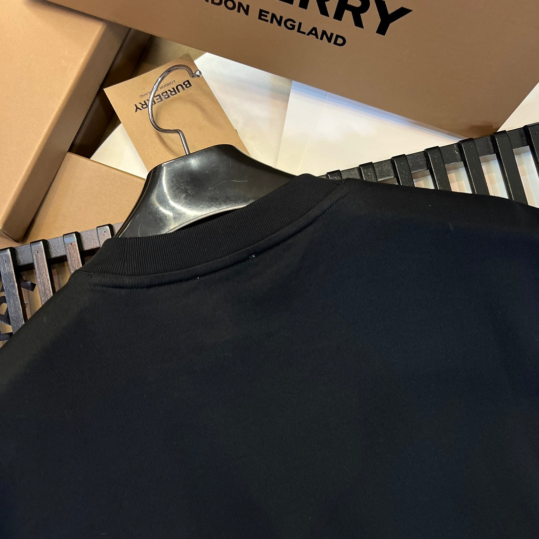 Burberry T-Shirt Without Collar 'Black' - Banlieue91