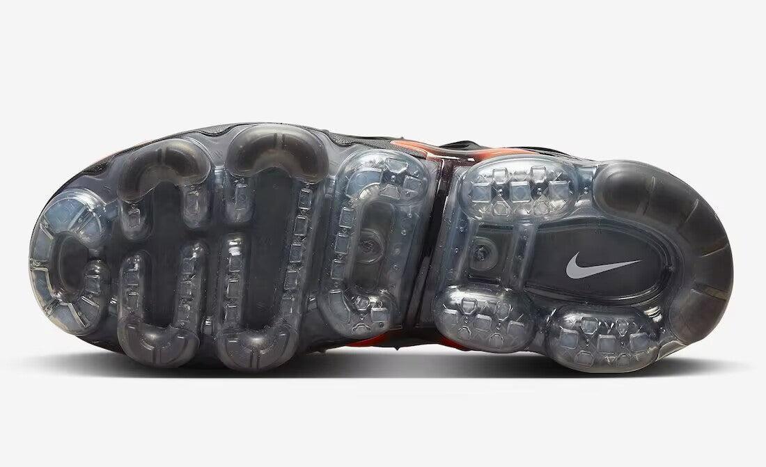 Nike Air VaporMax Plus 'Darth Maul' - Banlieue91