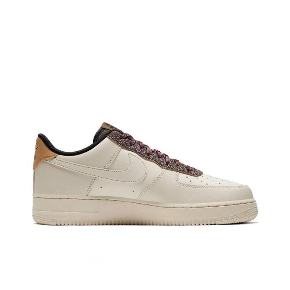 Nike Air Force 1 'Fossil' - Banlieue91