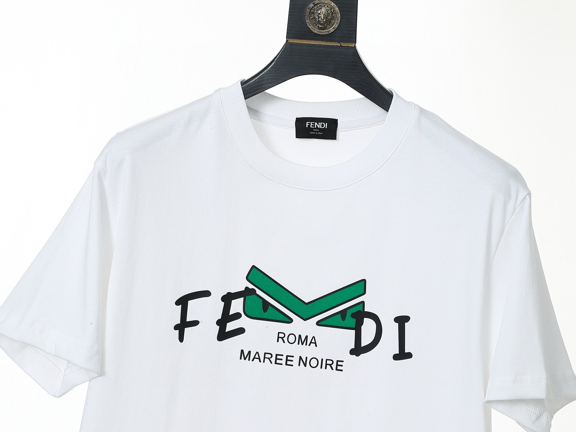 Fendi T-Shirt without Collar 'White' - Banlieue91