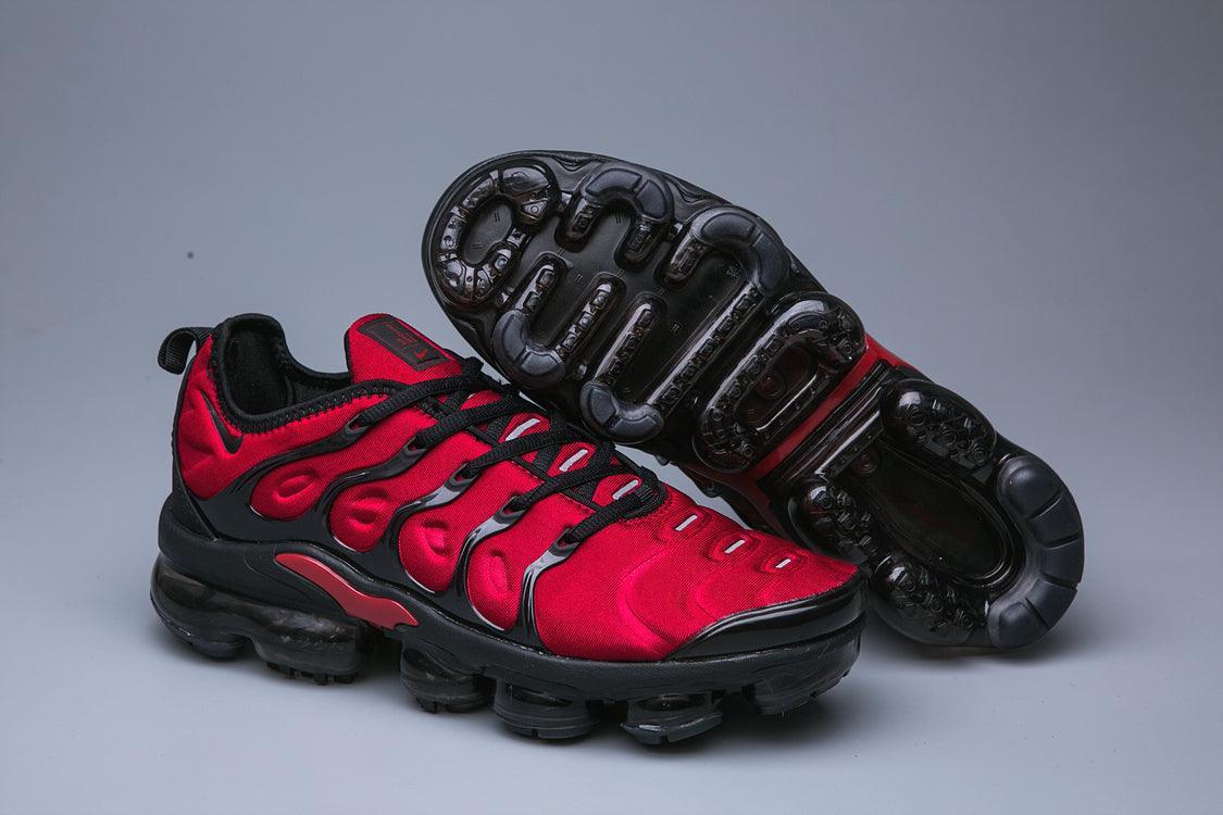 Nike Air VaporMax Plus 'University Red Black' - Banlieue91