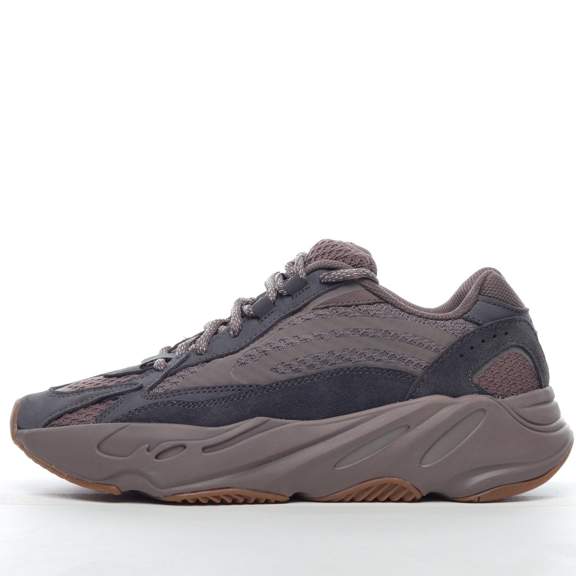 Adidas Yeezy 700 'Ash Geode' - Banlieue91