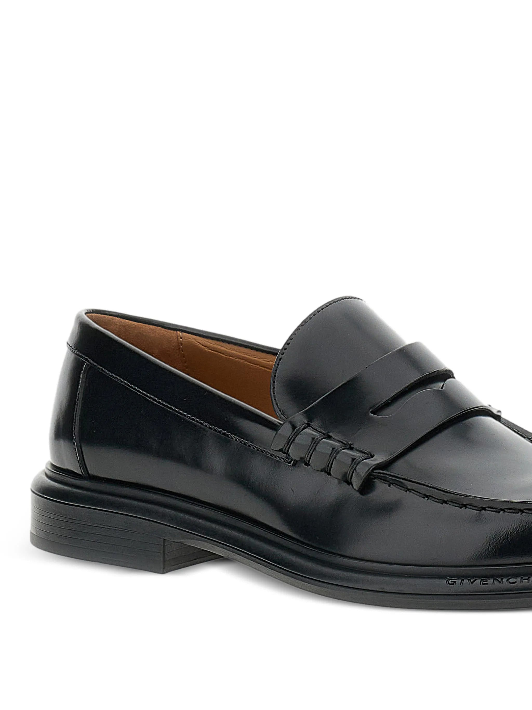 GIVENCHY Signature Debossed Gentlemen's Loafers - Banlieue91 -