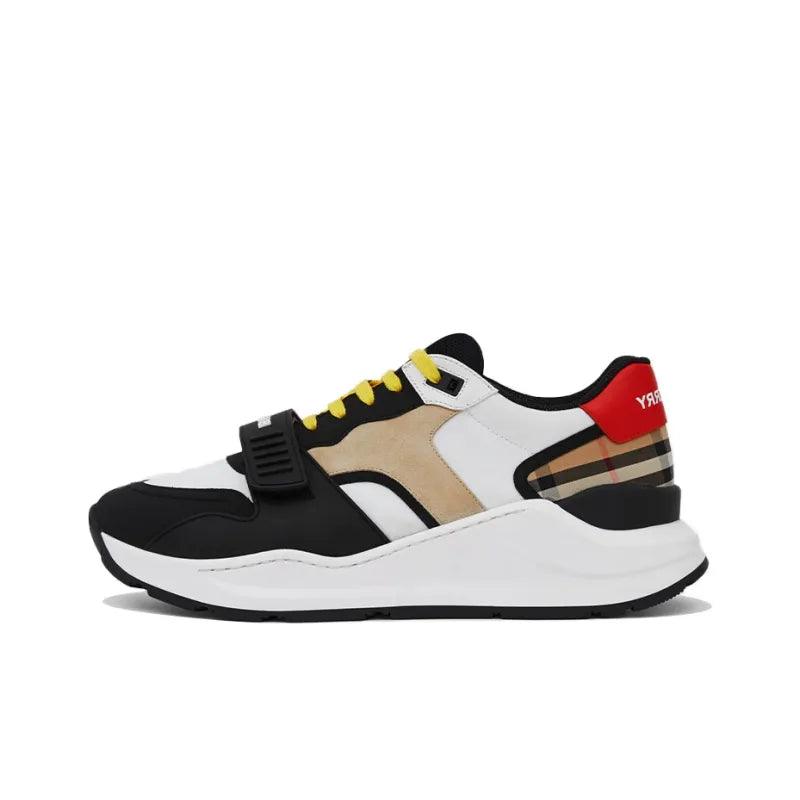 Burberry Panelled Low Top Sneakers - Banlieue91