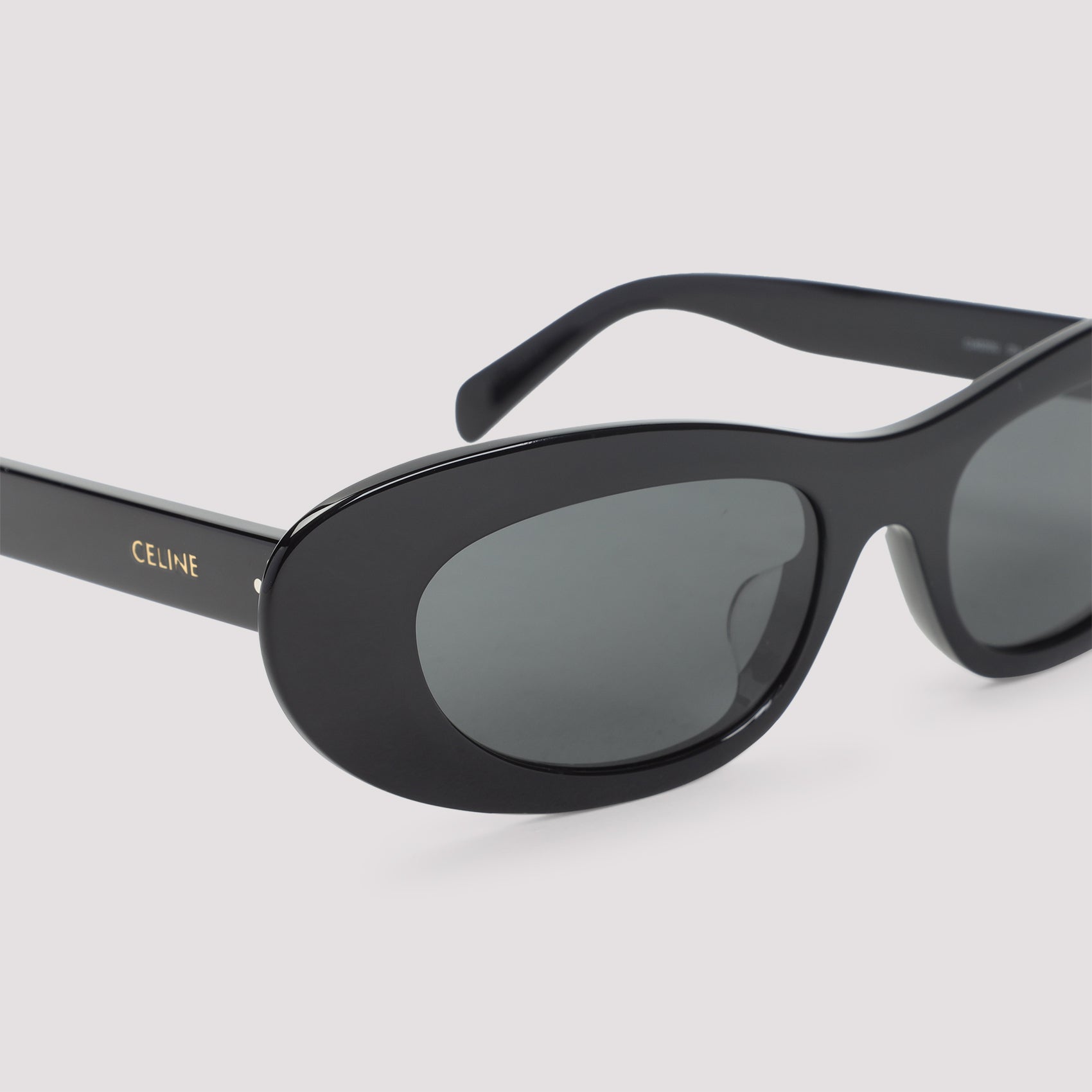 CELINE Chic Cat-Eye Sunglasses - Banlieue91 -