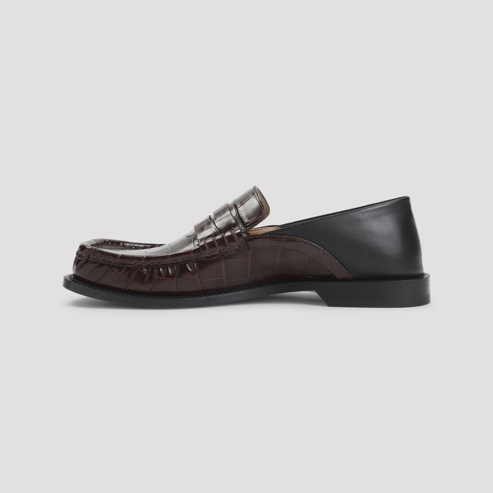 LOEWE Campo Flap Back Calfskin Loafers for Men - Banlieue91 -
