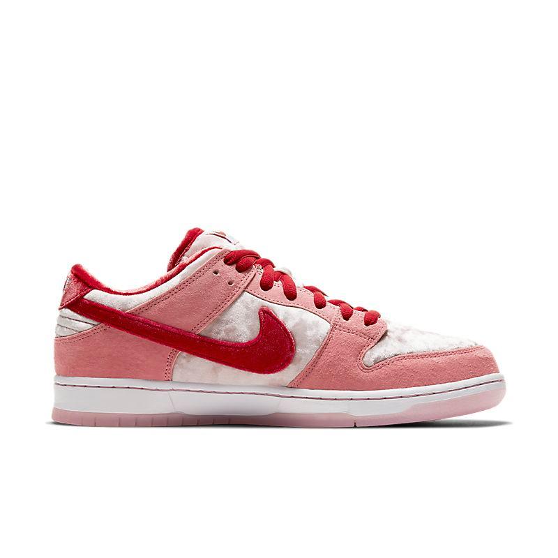 Nike SB Dunk Low StrangeLove Skateboards - Banlieue91